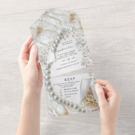 Elfenbeingrün-goldene Perlen auf einer Hochzeit All In One Einladung