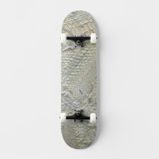 Elfenbeinschlange Skateboard Outdoor Deck and Whee