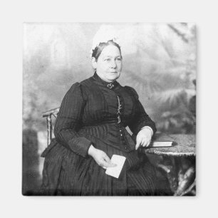 Elizabeth Ann Everest, Kindermädchen zu Winston Magnet