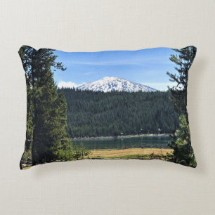 Elk Lake mit Mount Bachelor, OR Dekokissen