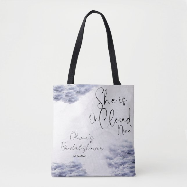 Elle est sur le sac fourre-tout de nuage neuf (Devant)