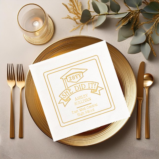 Elle L'A Fait Casquette Grad Nom De Graduation | É ("She Did It!" Grad Cap with Year Graduation Banner Name and Class Year Stamped Gold Foil Napkins)