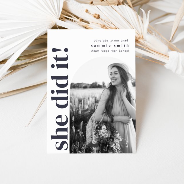 Elle l'a fait Invitation de la Grad Party avec ima (Créateur téléchargé)