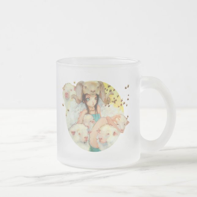 Elle tasse de enfoncement d'abeille (Droit)