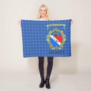 Elliott Wappen und Tartan Fleecedecke