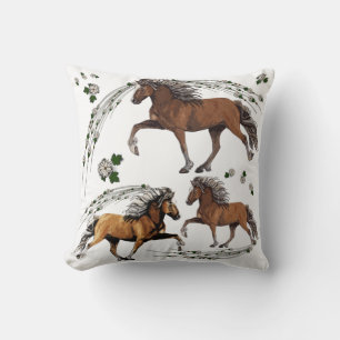 Elska Gaited Horse und die Blume Kissen