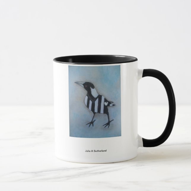 Elster, die links Schale schaut Tasse (Rechts)