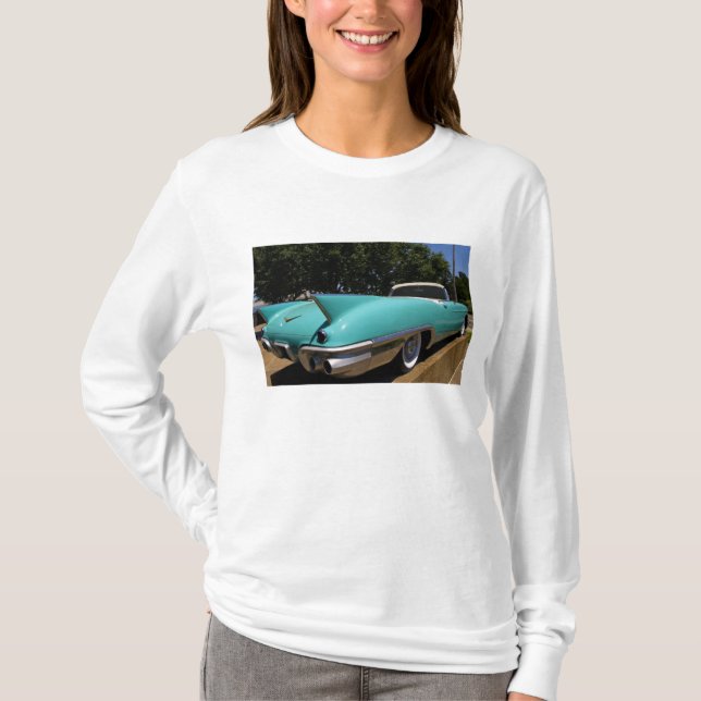 Elvis Presleys grüner Cadillac-Konvertible in T-Shirt (Vorderseite)