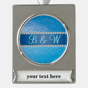 Embossed Monogram Blue Blume Banner-Ornament Silber