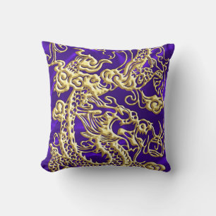 Embosses Gold Dragon auf Lila Satin Print Kissen
