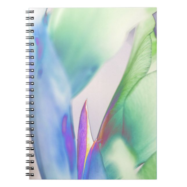 "Embracing Solitude" Blumendesign SpiralNotebook Notizblock (Vorderseite)
