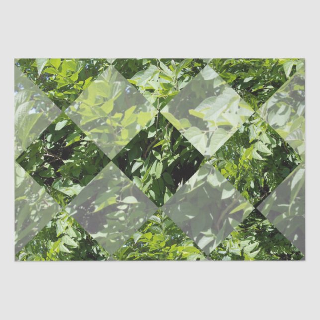 Emerald Elegance: Grüne Blätter in Diamantschnitt, Seidenpapier (Vorderseite)
