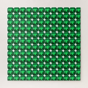 Emerald Gemstone, Birthstone Mai, Light Green
