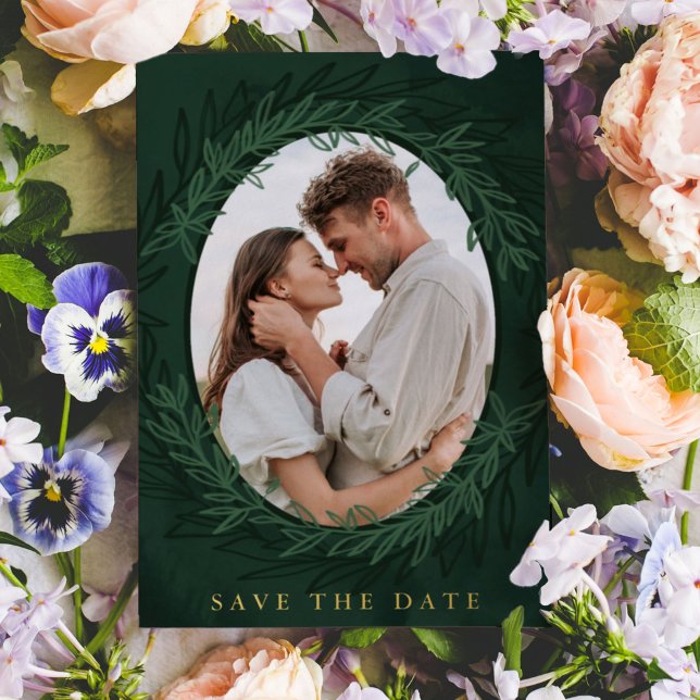 Emerald Green Botanical Foto Save the Date Folieneinladung (Dramatic emerald green botanical wreath photo wedding Save the Date.)