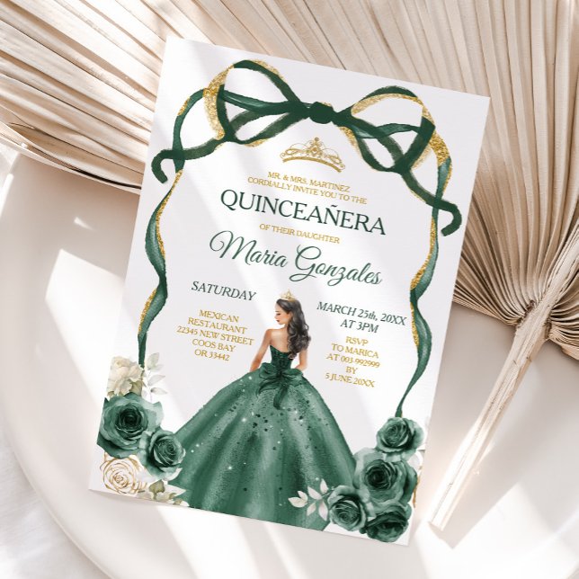 Emerald Green Bow Princess Gold Crown Quinceañera Einladung (Von Creator hochgeladen)