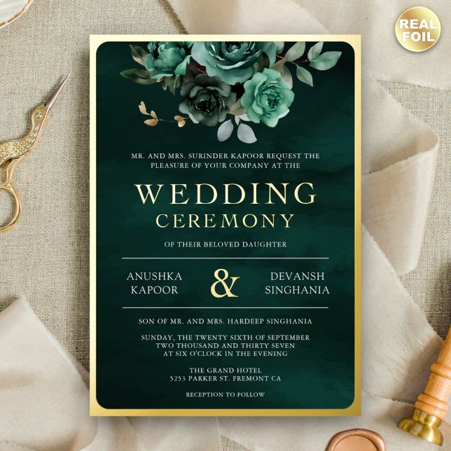 Emerald Green Floral Foto Indian Wedding Gold Folieneinladung (Von Creator hochgeladen)