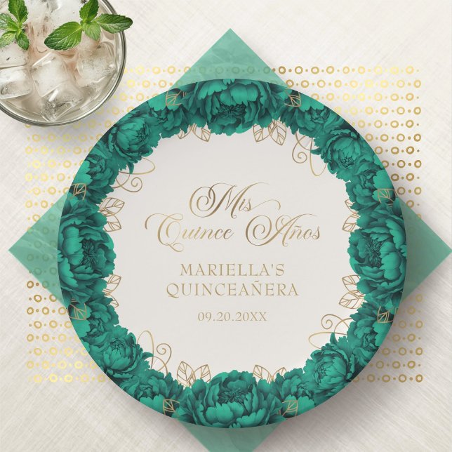 Emerald Green Floral Quinceanera Pappteller (Von Creator hochgeladen)