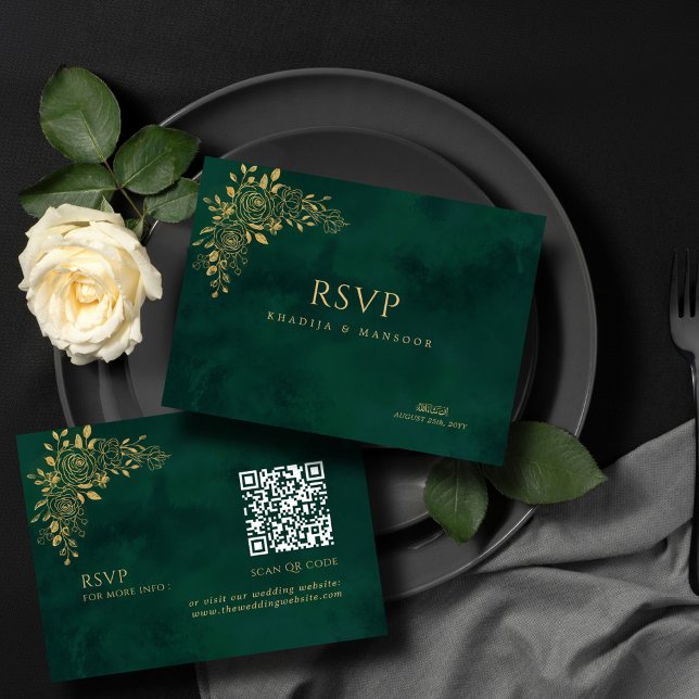 Emerald Green Gold Floral QR Code Wedding RSVP Begleitkarte (Von Creator hochgeladen)