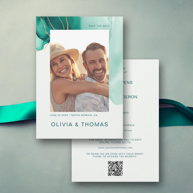 Emerald Green Modern Wedding QR Foto Rett Date Einladung (emerald gold wedding photo save the date modern romantic elegant bohemian chic simple classy luxury)