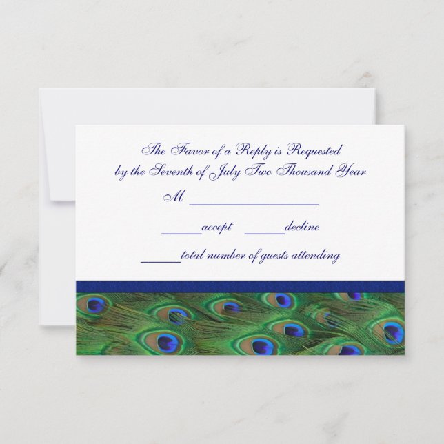 Emerald Green Royal Blue Peacock Feathers Wedding RSVP Karte (Vorderseite)