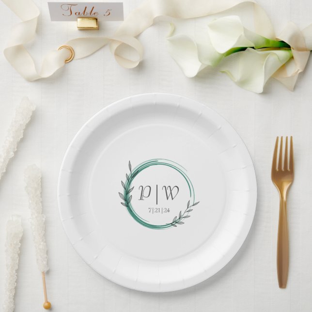 Emerald Green Simple Wreath Monogram Wedding Pappteller (Hochzeit)