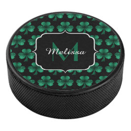 Emerald Green Sparkle Kleeblatt Black Monogram Eishockey Puck