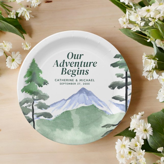 Emerald Greenery Mountain Pine Rustikale Hochzeit Pappteller (Von Creator hochgeladen)
