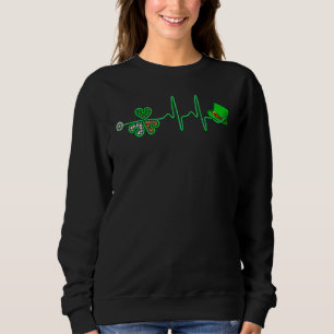 Emergency Nurse Squad Pflege St Patrick Day Gnome Sweatshirt