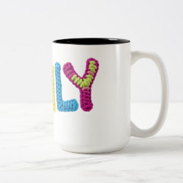 Emily Name in Vibrant Crochet Pattern Zweifarbige Tasse