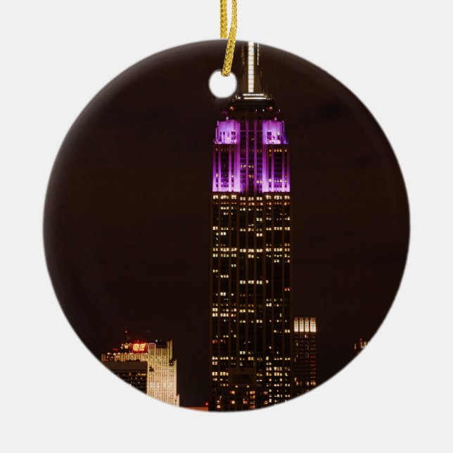 Emp St Gebäude in Lila & weiß 01 Keramik Ornament (Vorne)