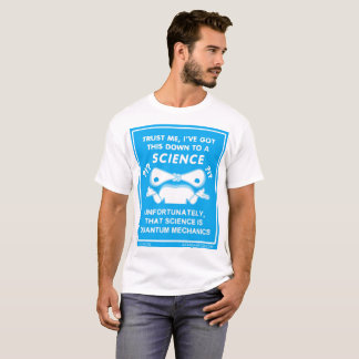 "Empêtré vers le haut" du T-shirt des hommes
