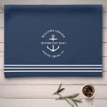 Empfang moderner Nautic Custom Boat Name Anchor Geschirrtuch<br><div class="desc">Wasserkocher-Handtuch in marineblau mit "welcome on board" sowie Ihr eigener Bootsname und Ihre Lage in einem Ankerdesign.</div>