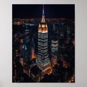 Empire State Gebäude Lit up at Night Poster