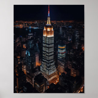 Empire State Gebäude Lit up at Night Poster