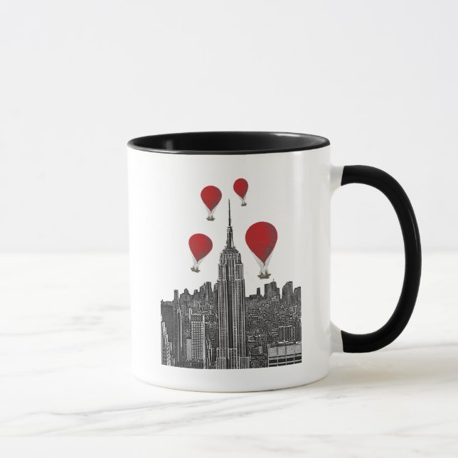 Empire State Gebäude und Red Hot Air Balloons Tasse (Rechts)