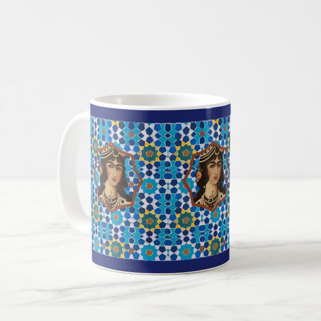 Empowerierte Girl-Tasse - Spaß und Inspiration Kaffeetasse (Vorderseite Links)