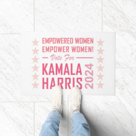 EMPOWERTE FRAUEN BESCHÄFTIGEN FRAUEN! FUßMATTE