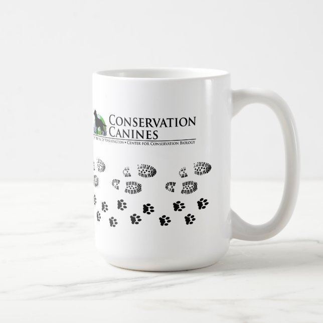 Empreintes de pattes de tasse de conservation et (Droite)