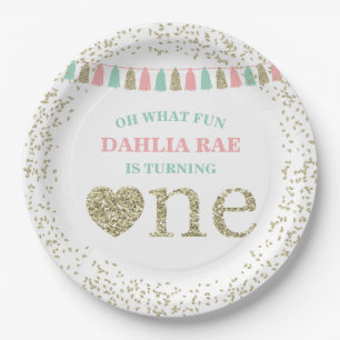 En Carton Assiettes pour la première fête d'anniversaire d'u