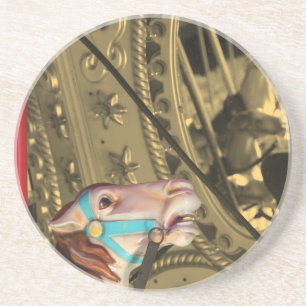 En Grès Cheval Carousel Sur Le Dessous de verre Sepia