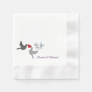 En Papier Élégante serviette de mariage avec des colombes et