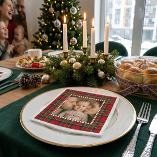 En Papier Serviette à carreaux tartan pour la première Noël