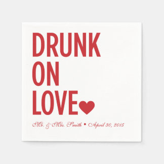 En Papier Servir sur l'amour Mariage serviettes Rouge