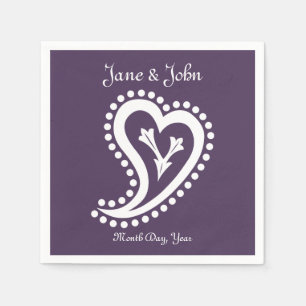 En Papier Sweet Paisley Hearts dans des serviettes pourpres