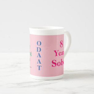 En Porcelaine 8 ans de tasse sobre