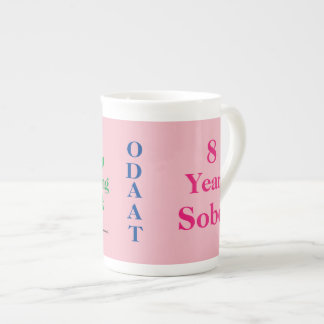 En Porcelaine 8 ans de tasse sobre
