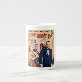 En Porcelaine L'amour n'a pas duré la tasse romane vintage de
