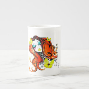 En Porcelaine Têtes et tasse rouges de papillons