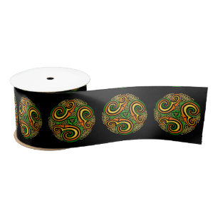 En Satin ruban de spirales celtiques