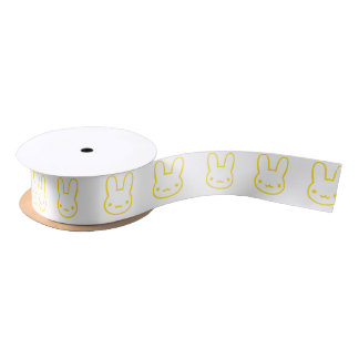 En Satin ruban jaune de lapin de cutie